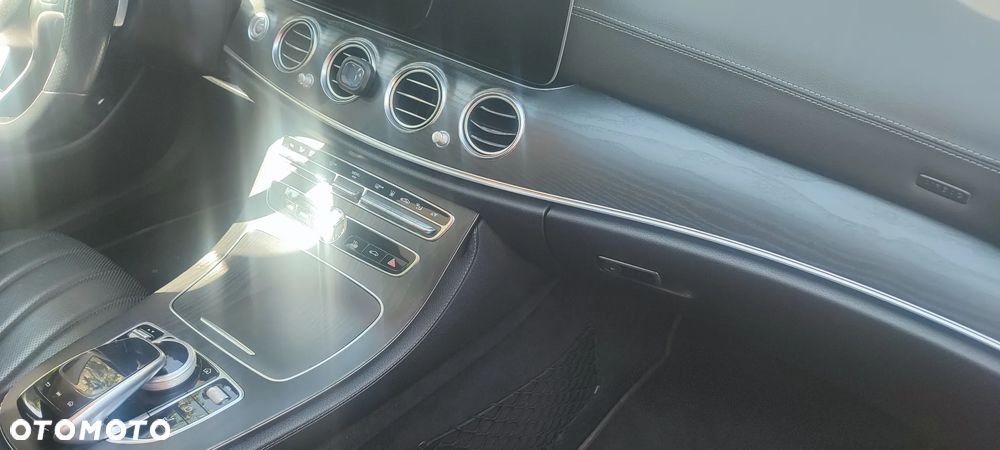 Mercedes-Benz Klasa E 350 d 4Matic 9G-TRONIC Exclusive - 7