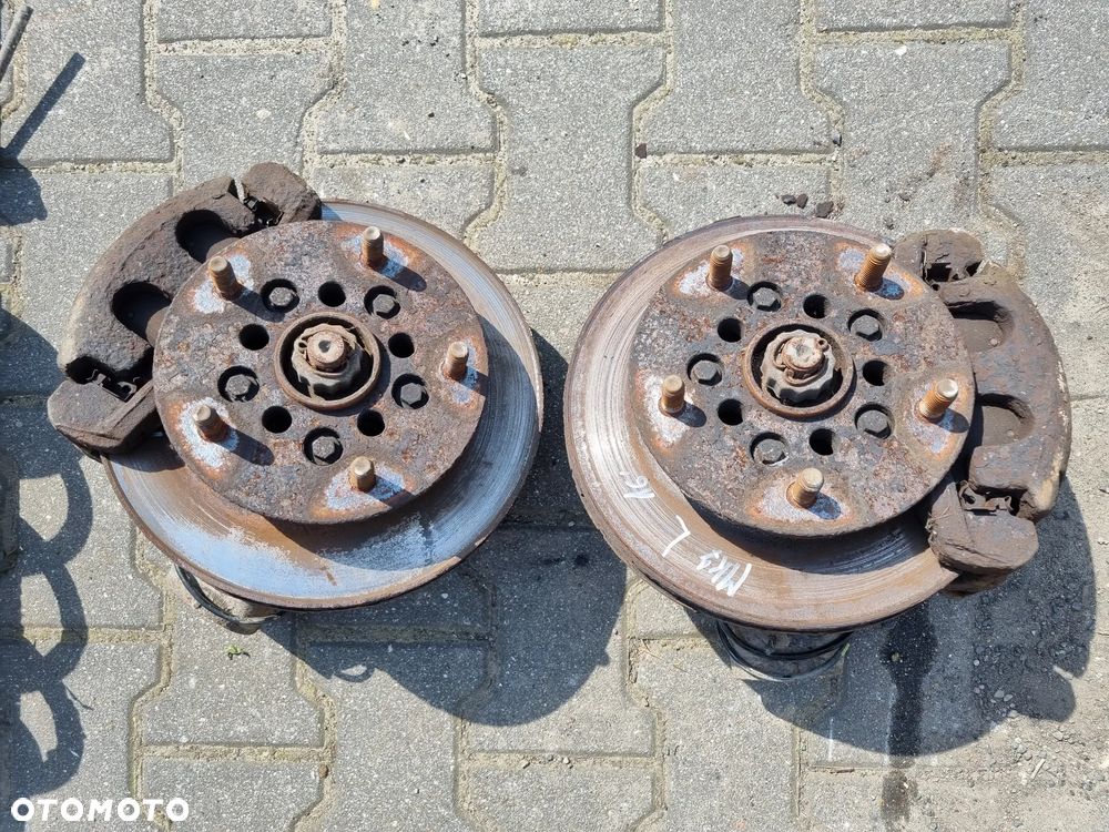 PIASTA ZWROTNICA LEWA PRAWA 16 CALI TYŁ NAPĘD TRANSIT MK7  06+ - 1