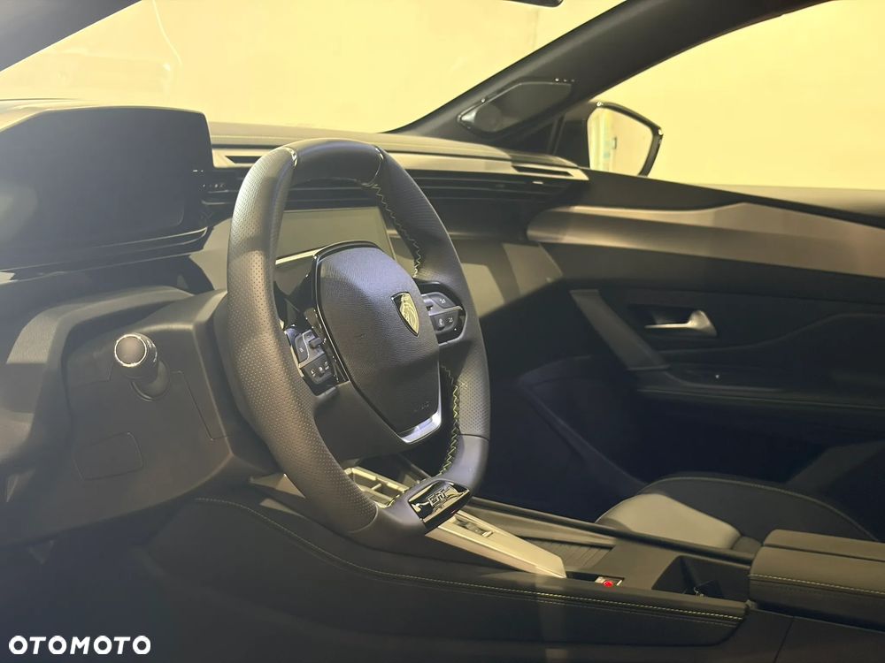 Peugeot 408 1.6 Plug-in Hybrid 240 GT Exclusive e-DCS7 - 23