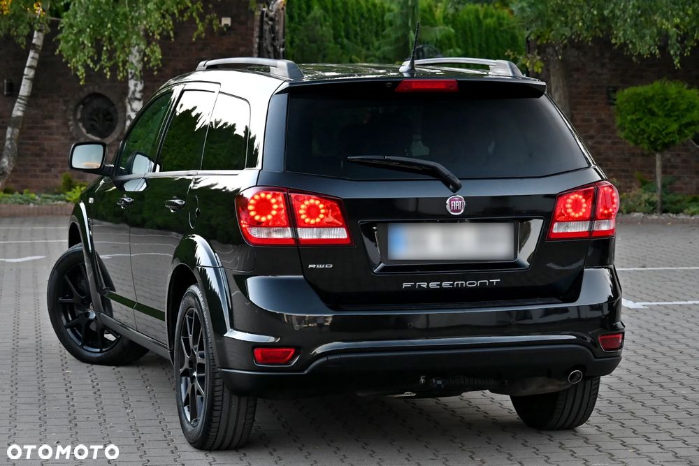 Fiat Freemont 2.0 Multijet Black Code AWD - 22