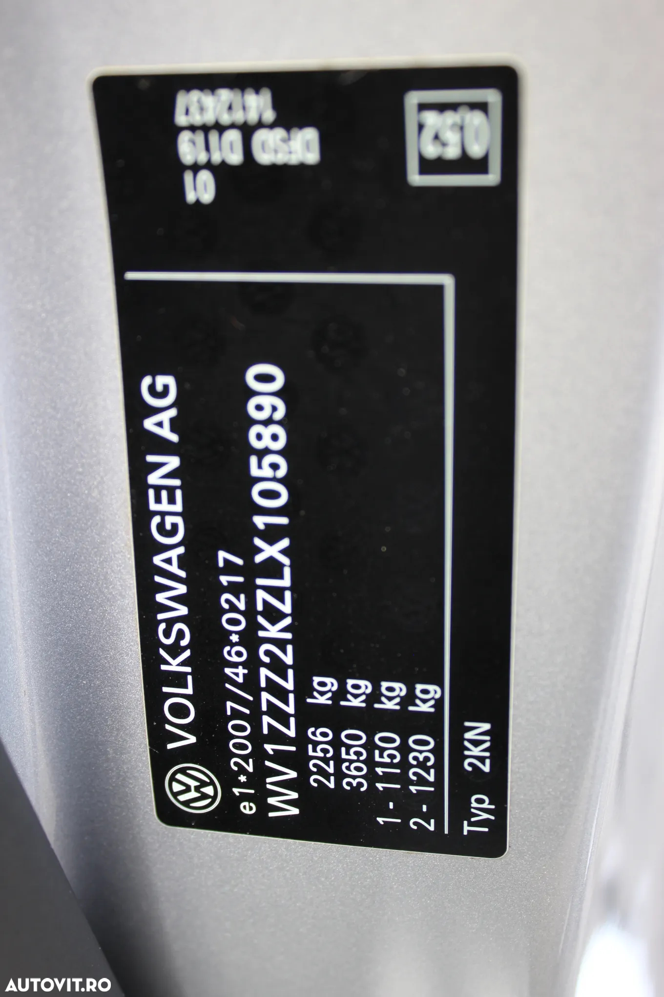 Volkswagen Caddy Combi - 25