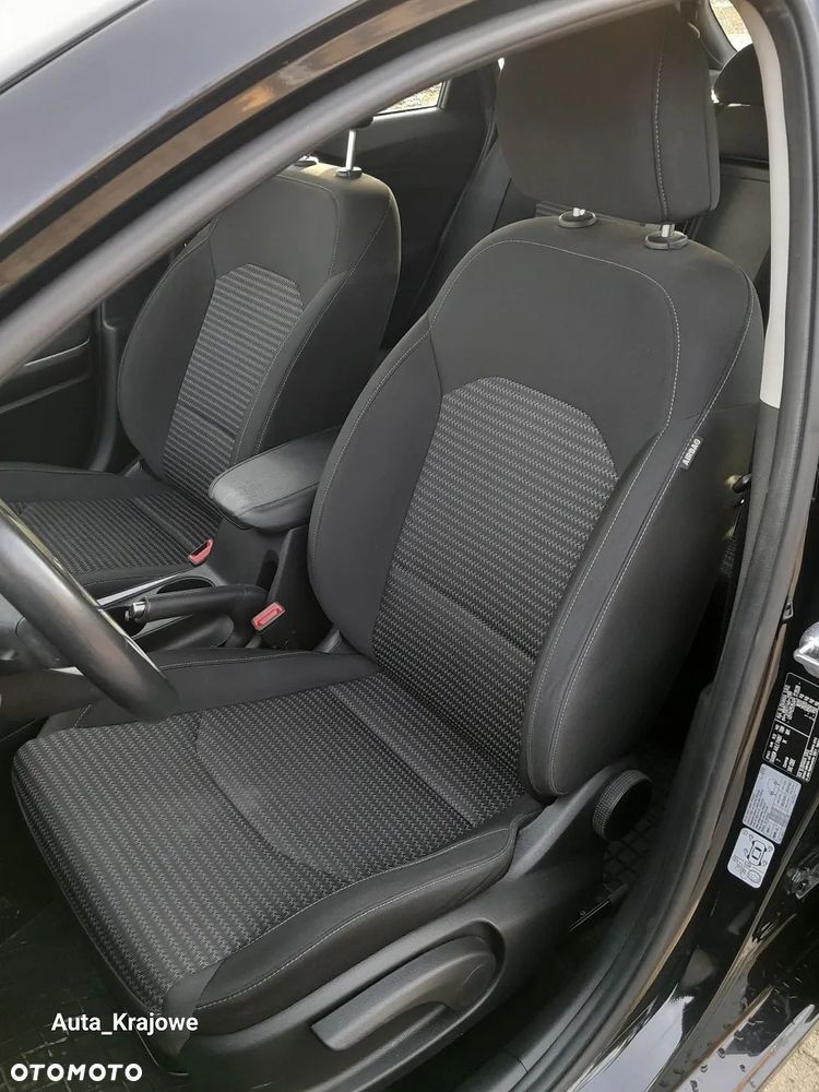 Kia Ceed 1.5 T-GDI M - 25