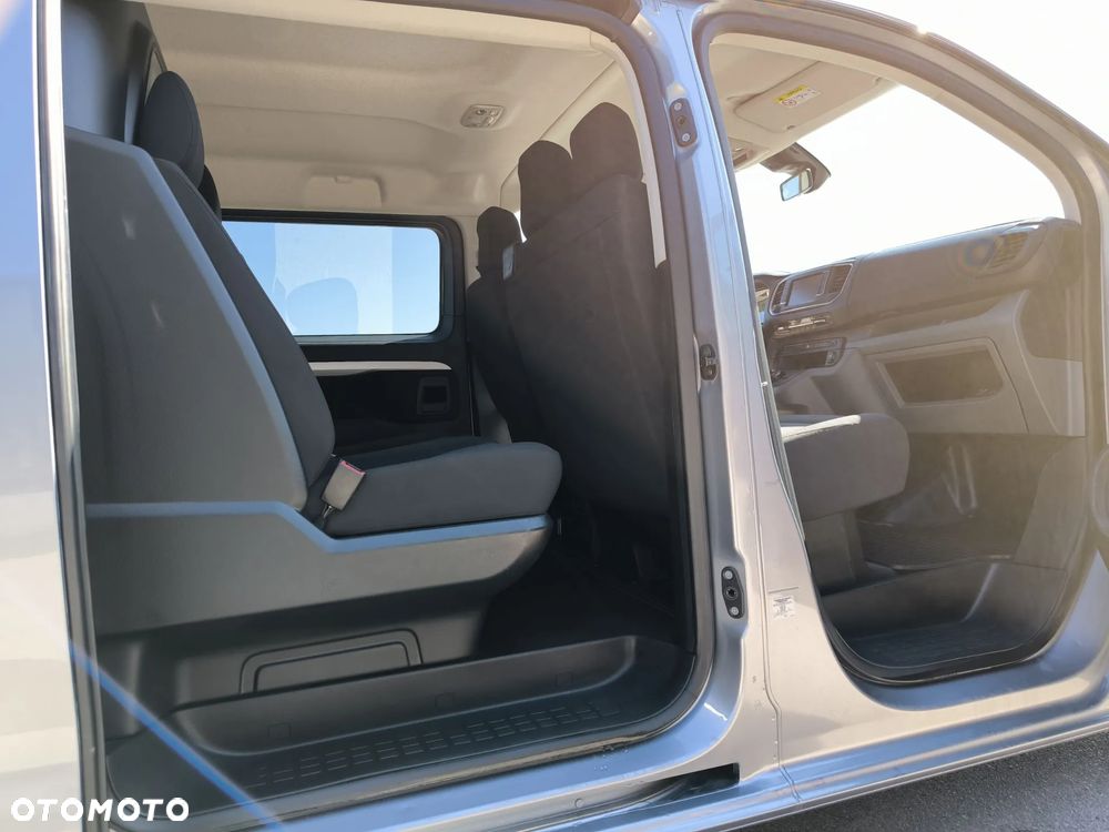 Opel Vivaro - 32