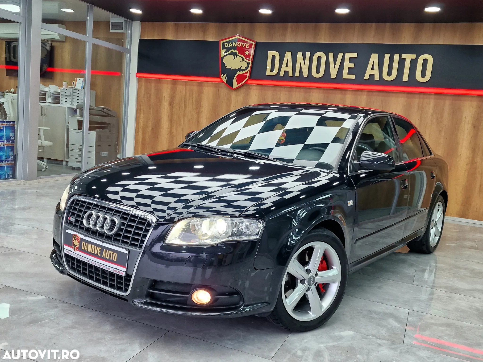 Audi A4 2.0 TFSI Quattro - 9