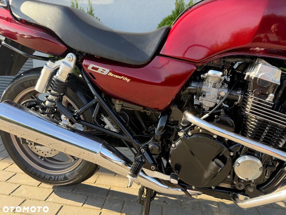Honda CB - 17