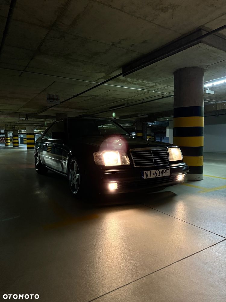 Mercedes-Benz W124 (1984-1993) - 22