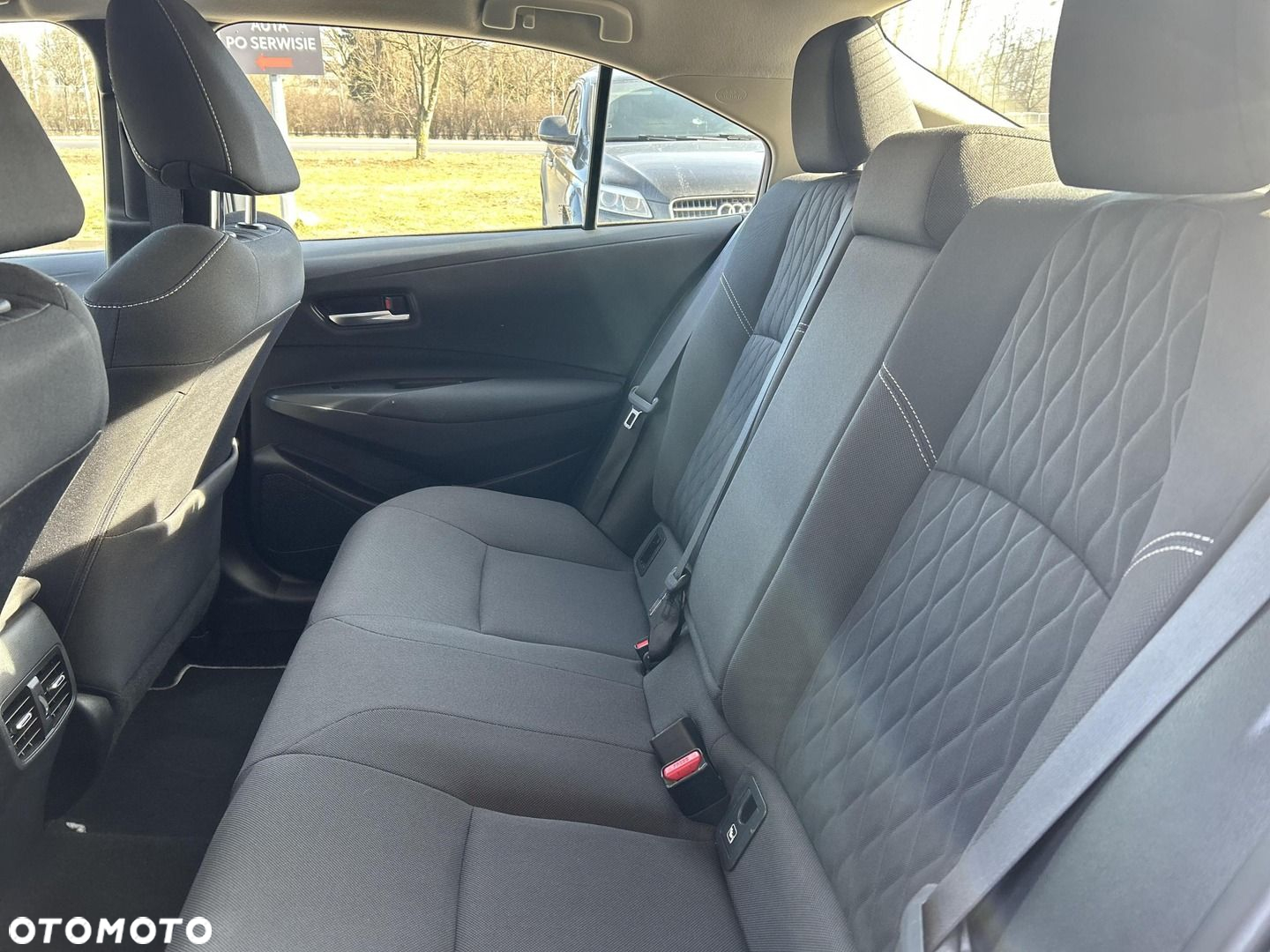 Toyota Corolla - 18