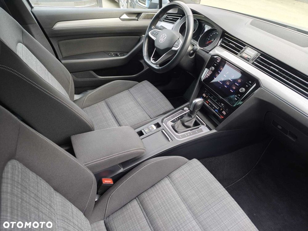 Volkswagen Passat 2.0 TDI EVO Business DSG - 18
