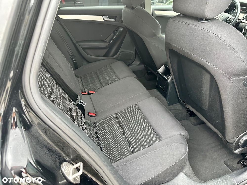 Audi A4 Avant - 22