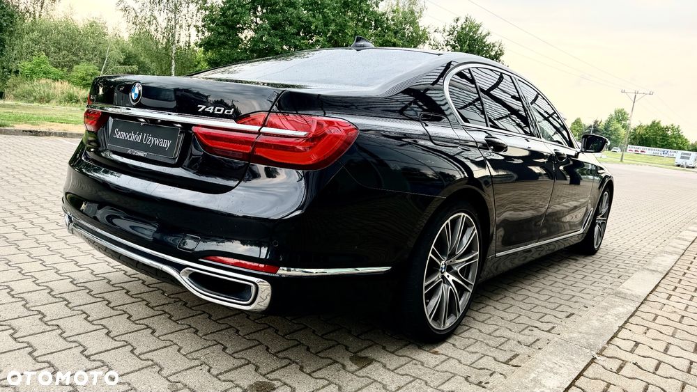 BMW Seria 7 740Ld xDrive sport - 19
