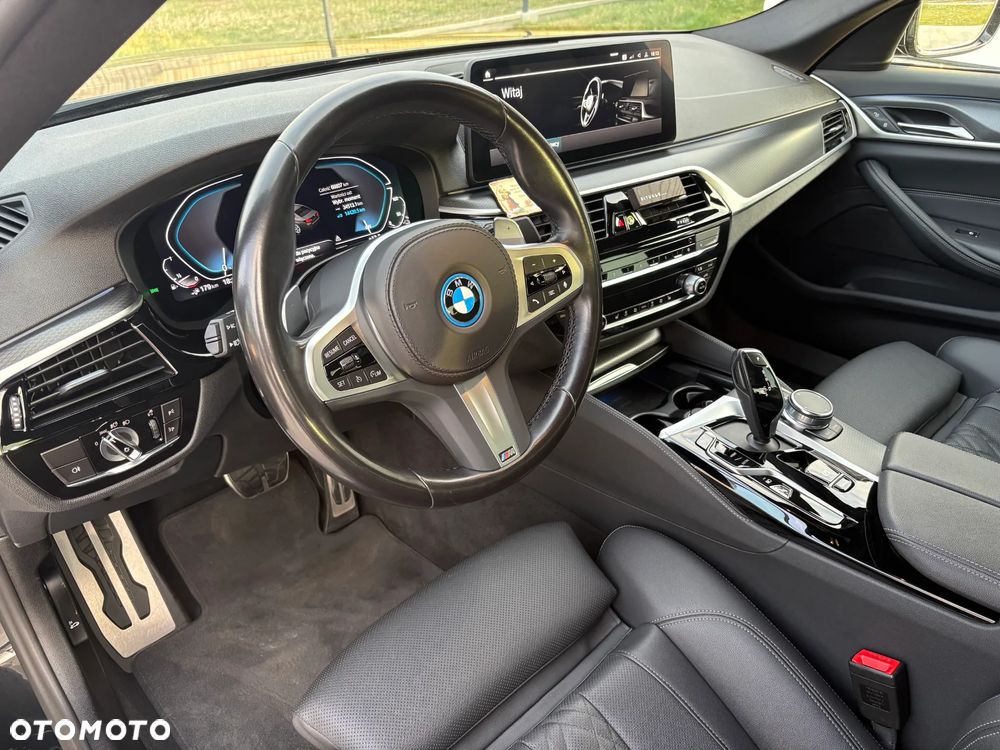 BMW Seria 5 530e xDrive - 20