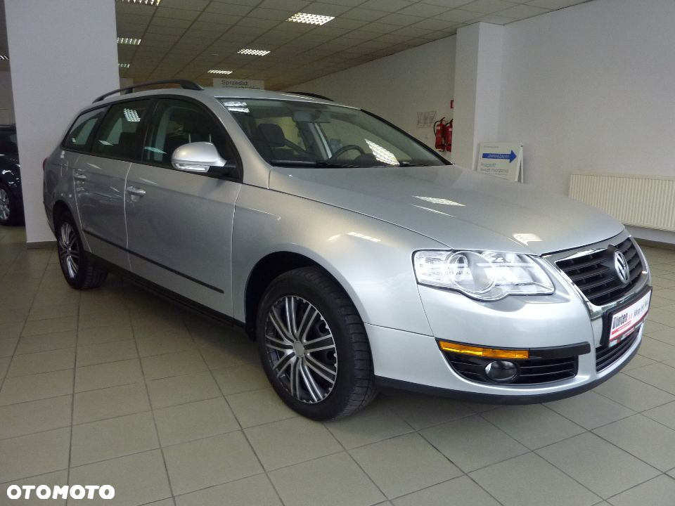 Volkswagen Passat - 2