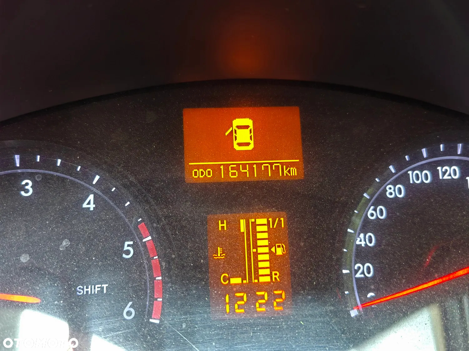 Toyota Avensis - 6