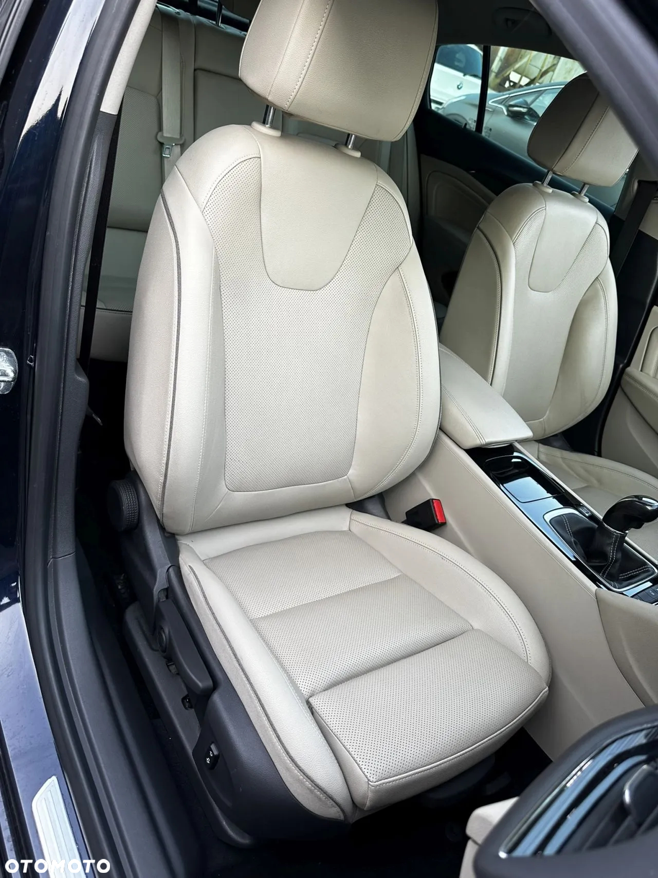 Opel Insignia 2.0 CDTI Cosmo S&S - 26