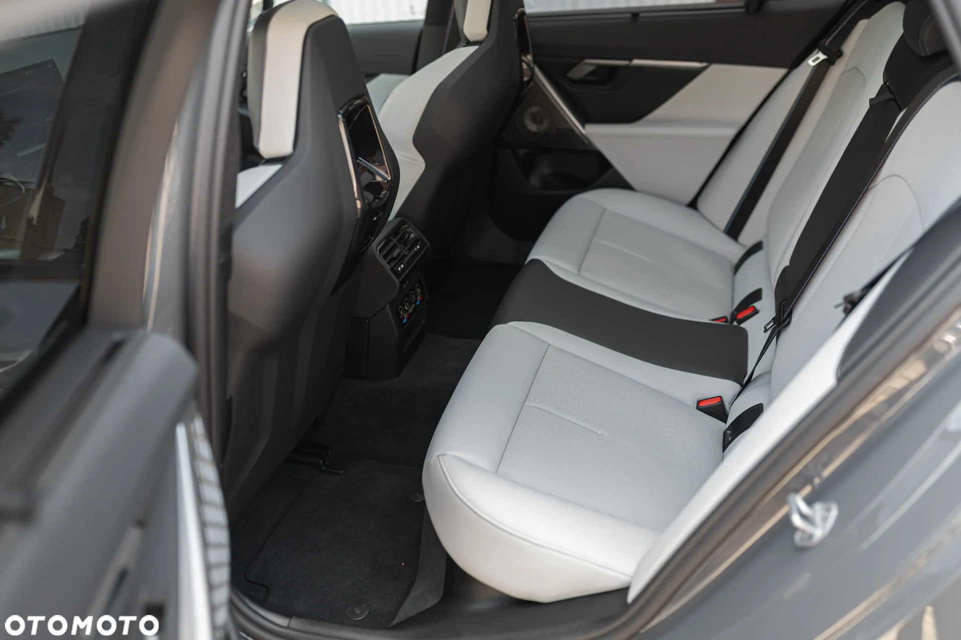 BMW M5 PHEV - 18