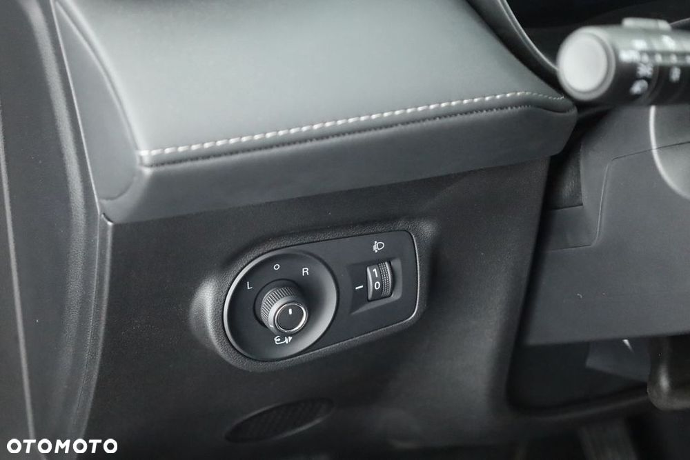 MG ZS 1.5 HEV+ Exclusive - 14