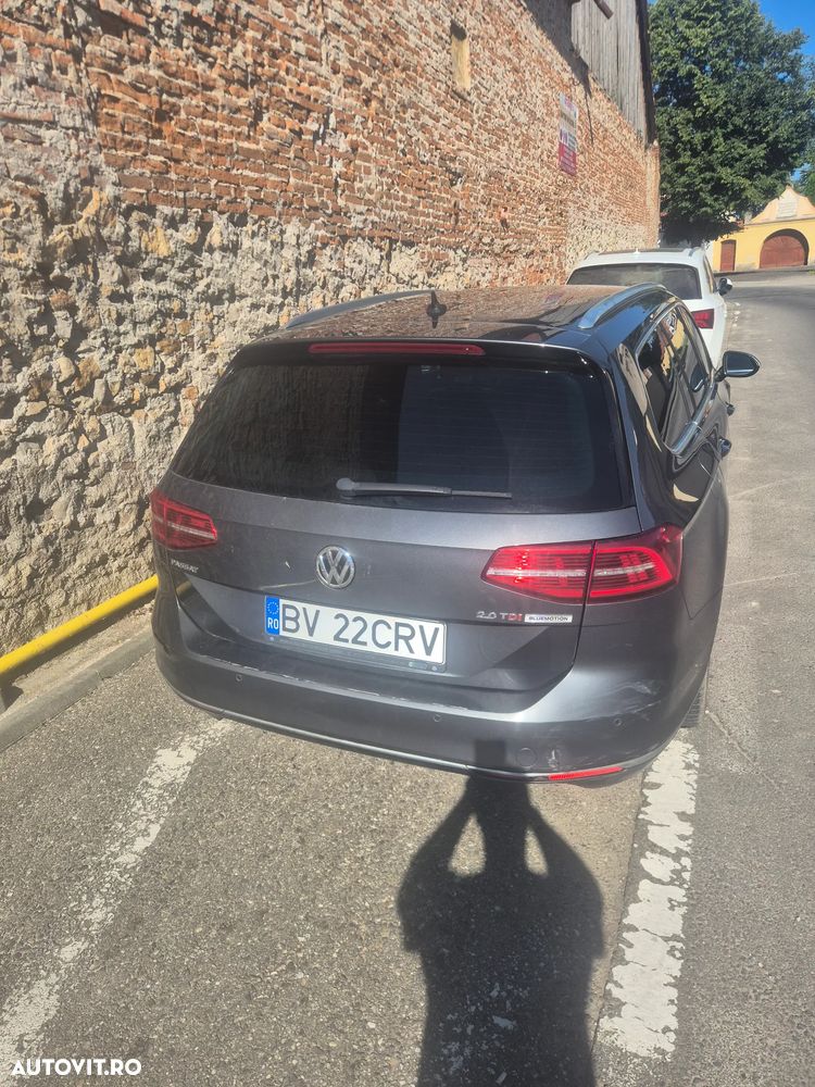 Volkswagen Passat 2.0 TDI DSG Highline - 2