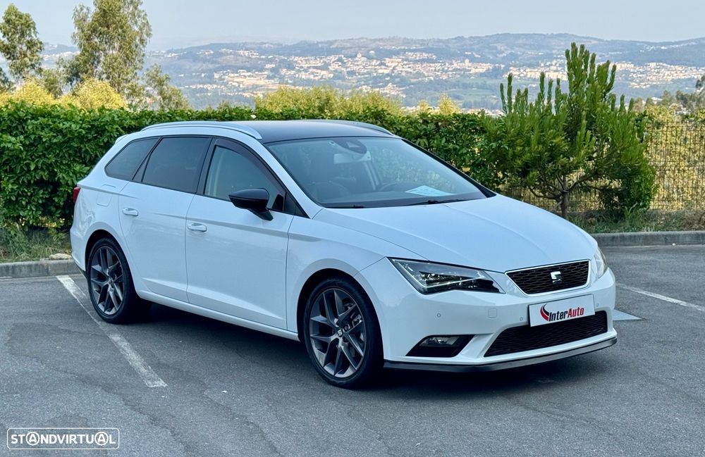 SEAT Leon ST 1.6 TDI Style Ecomotive - 1