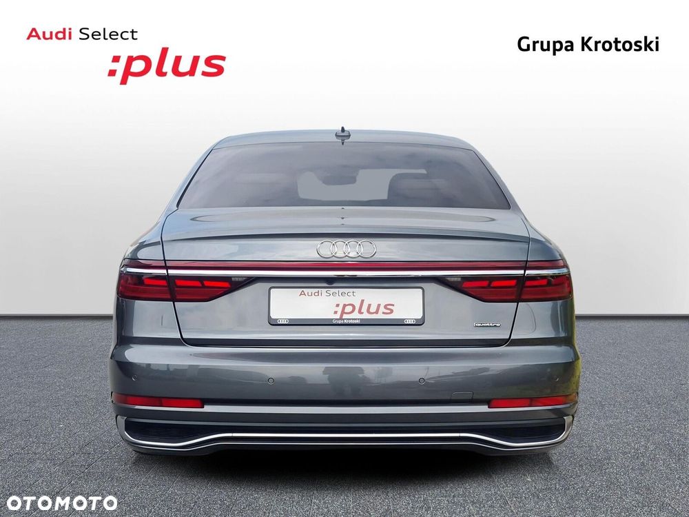 Audi A8 - 6