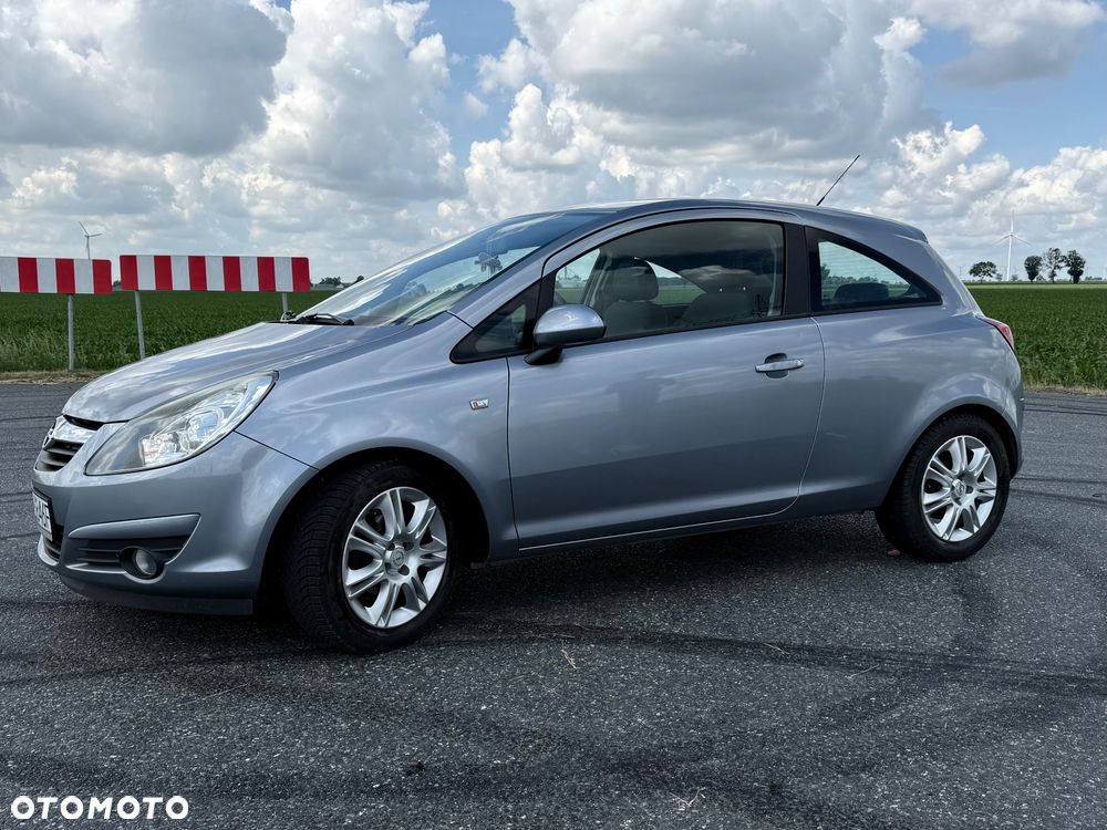 Opel Corsa 1.4 16V Essentia - 7