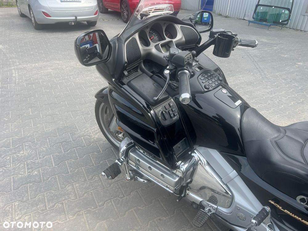 Honda GL - 12