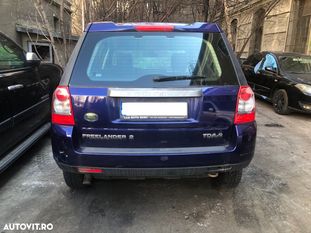 Dezmembrez Land Rover Freelander 2 2010 2.2 diesel - 2