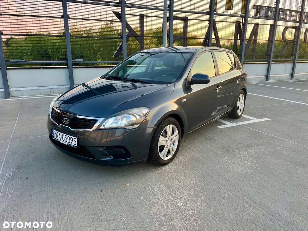 Kia Ceed 1.4 Comfort + - 13
