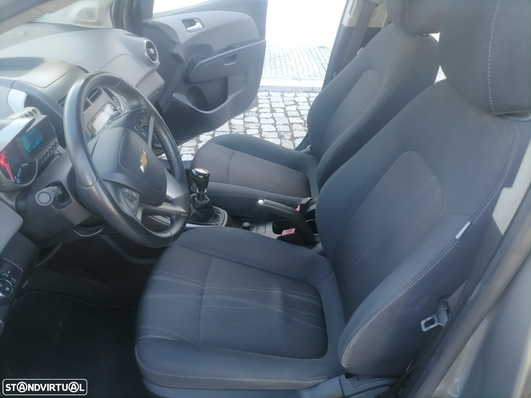 Chevrolet Aveo 1.4 LTZ - 8