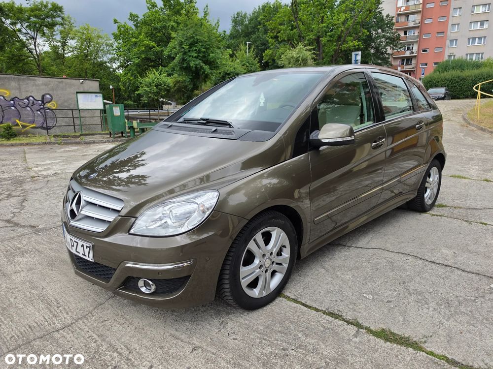 Mercedes-Benz Klasa B 180 CDI Autotronic Grand Edition - 1