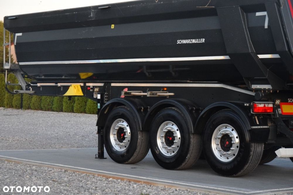 Schwarzmuller K-Series - 10