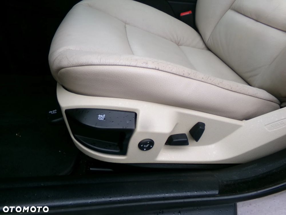 BMW Seria 5 520d Sport-Aut - 12