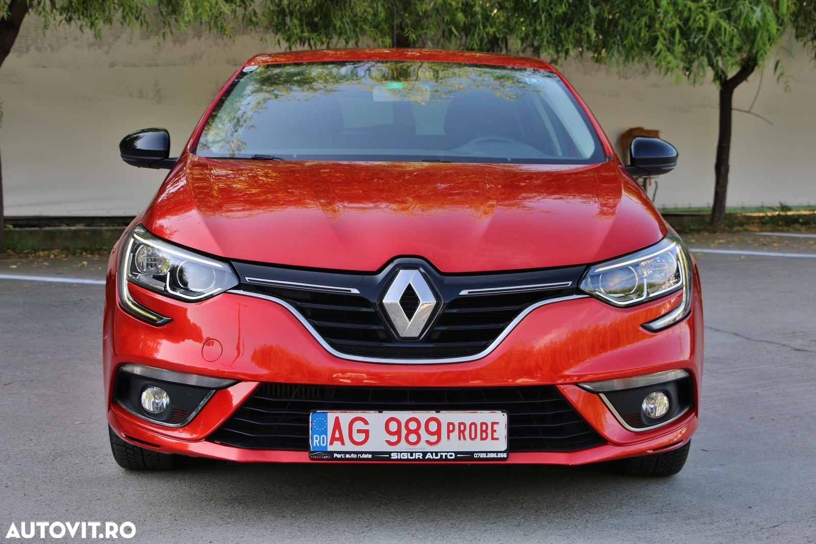 Renault Megane Grandtour TCe 140 GPF LIMITED - 21