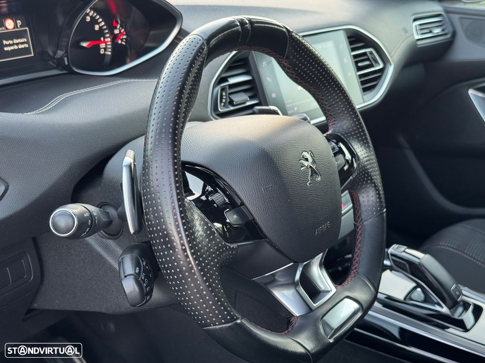 Peugeot 308 1.2 PureTech GT Line EAT8 - 8