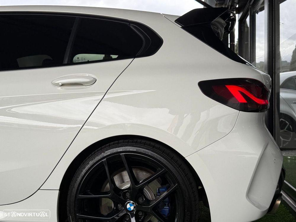 BMW 135 M135 i xDrive Pack 50 anos M - 17