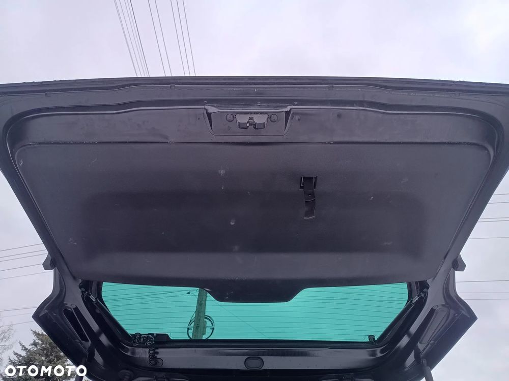 Peugeot Partner 110 Family - 13