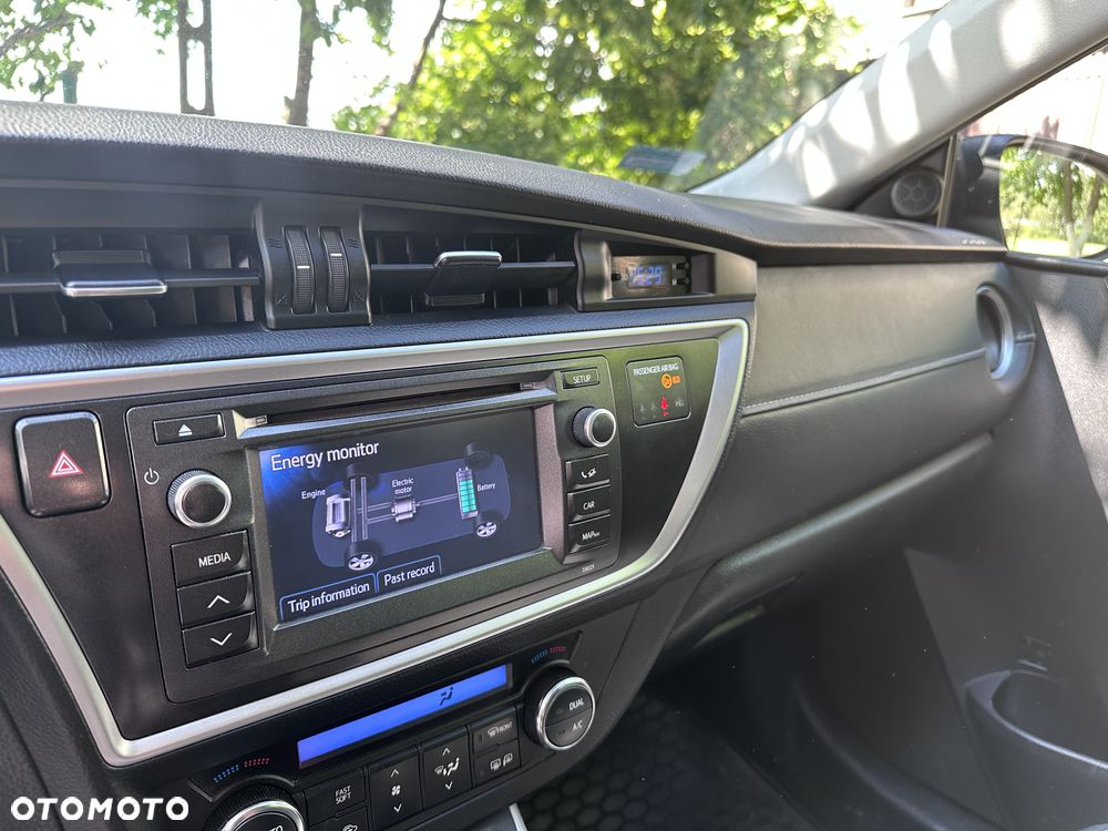 Toyota Auris - 12