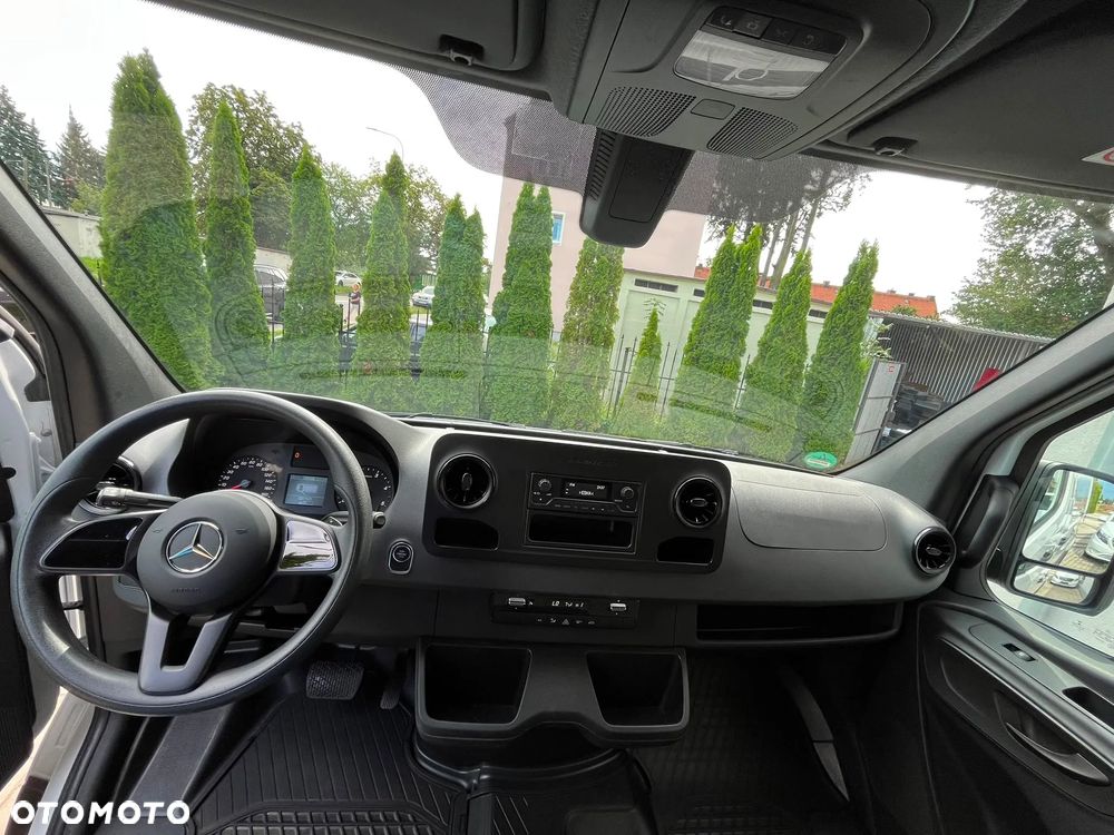 Mercedes-Benz Sprinter 319 4x4 - 27