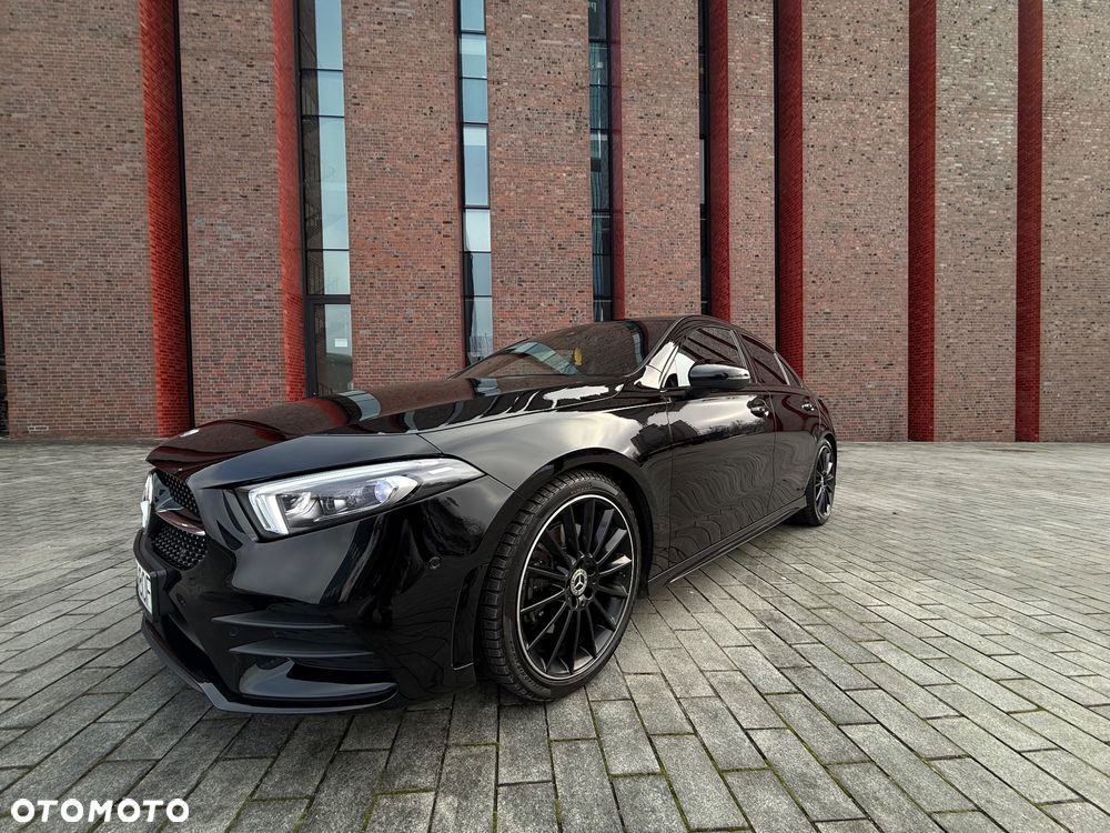 Mercedes-Benz Klasa A 220 d 4-Matic AMG Line 8G-DCT - 3