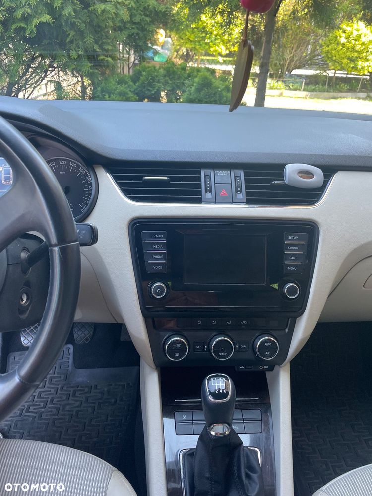 Skoda Octavia 1.4 TSI Elegance - 5