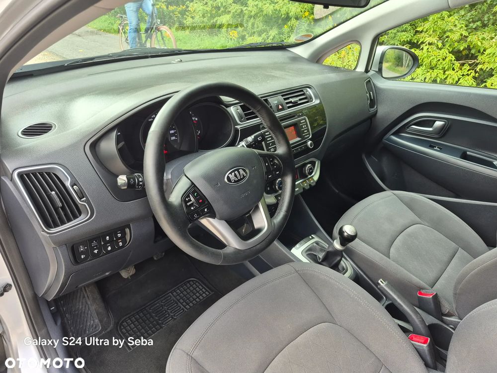 Kia Rio 1.2 Dream-Team Edition - 11