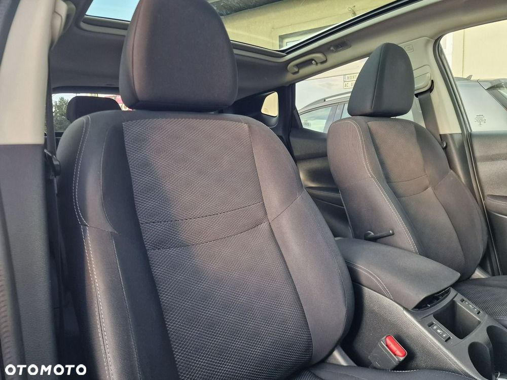 Nissan Qashqai 1.2 DIG-T N-Connecta EU6 - 22