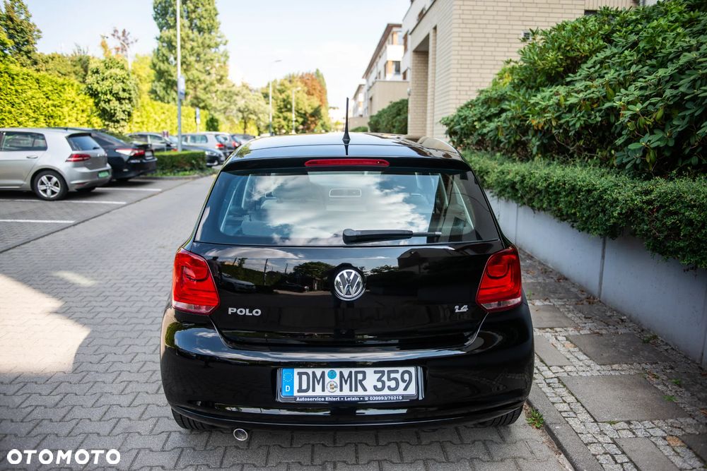 Volkswagen Polo 1.4 16V Comfortline - 12