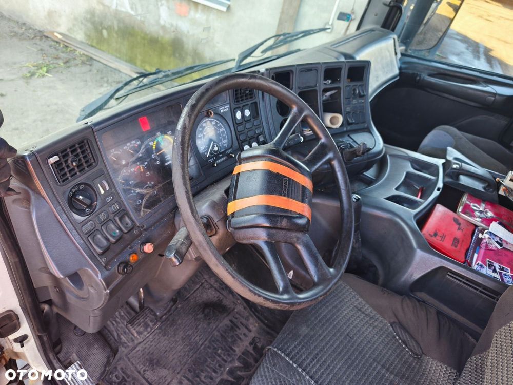 Scania 94G 220 - 21