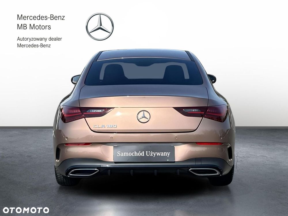 Mercedes-Benz CLA 180 7G-DCT - 5