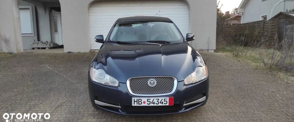 Jaguar XF 2.7 V6 Premium Luxury - 31