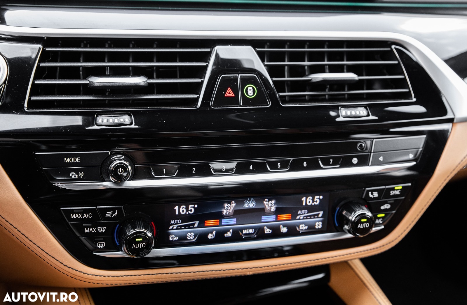 BMW Seria 5 530e xDrive Aut. Luxury Line - 40