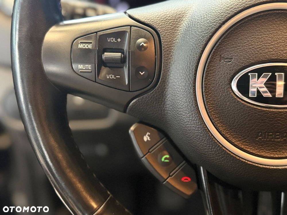 Kia Carens 2017