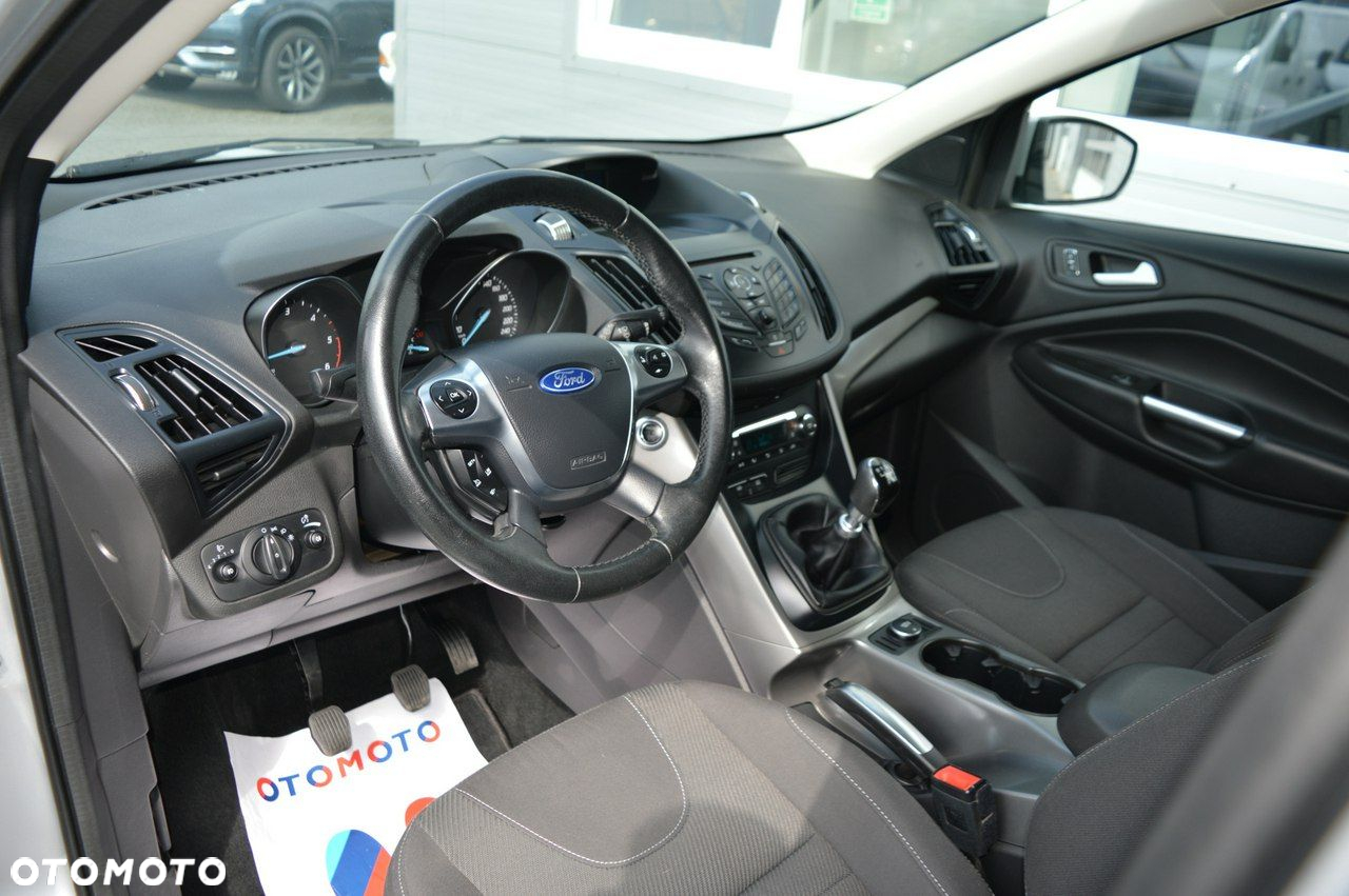 Ford Kuga - 18