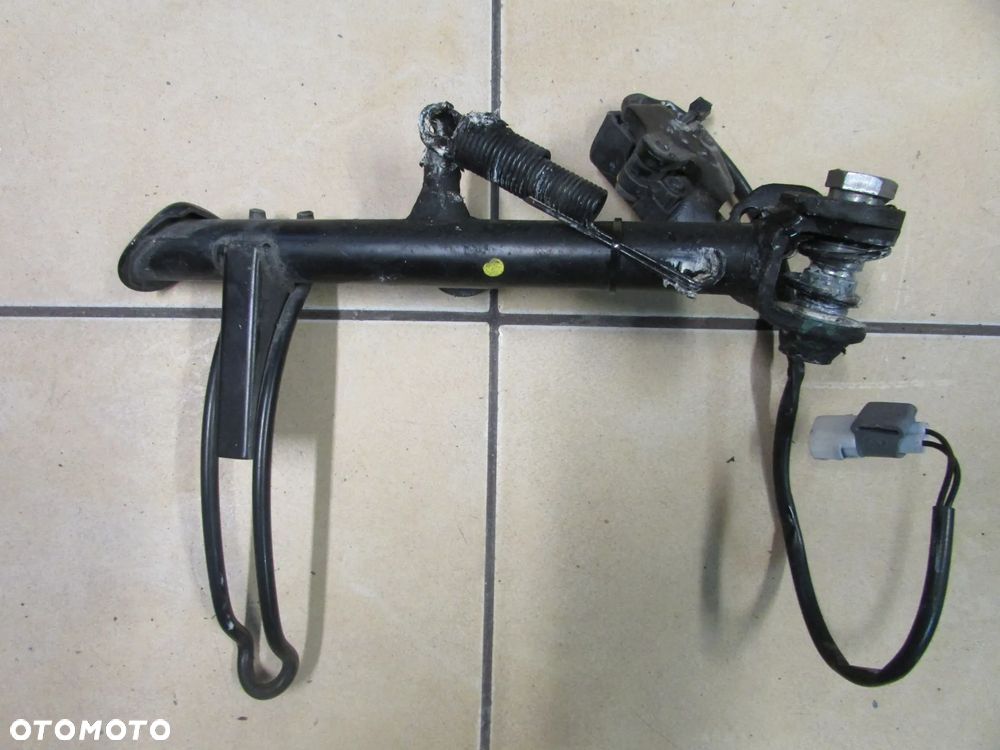 Vespa GTV 300 hpe 2024 podstawka stopka boczna - 1