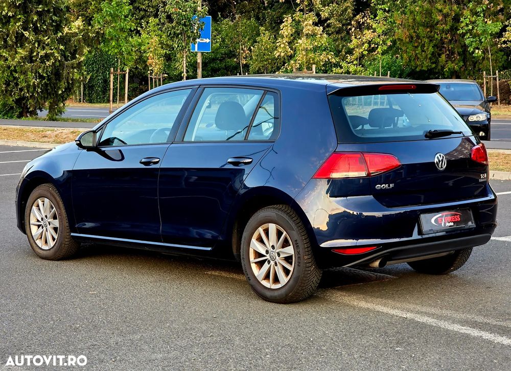 Volkswagen Golf 1.2 TSI BMT Comfortline - 3